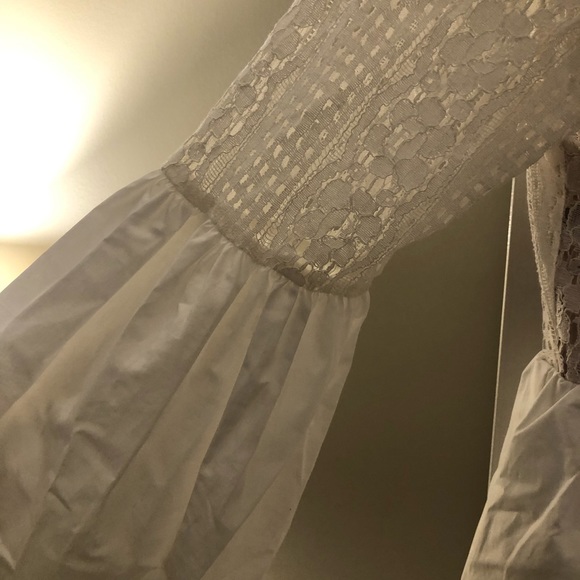 White dress with lace top - Picture 4 of 4